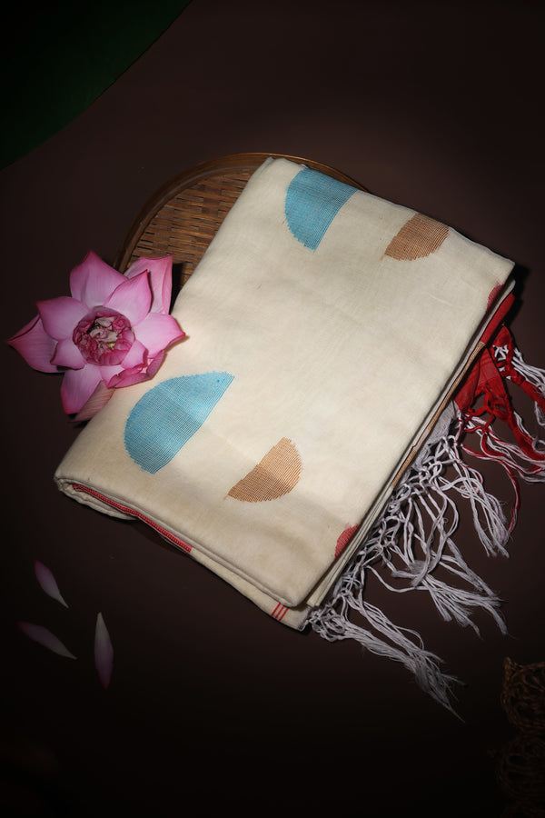 Pujo special!! Geometric Jamdani - off white. pure Hamdwoven