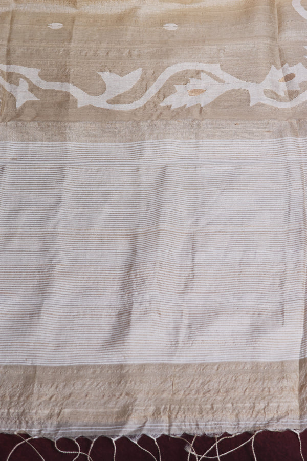 Ivory dreams- Pure handwoven Tussar Jamdani