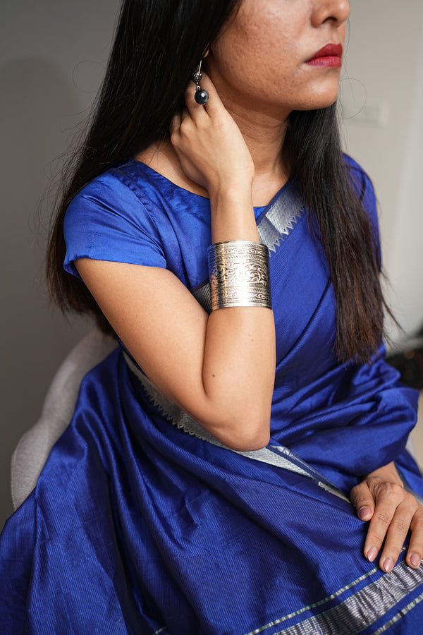 Royal blue mangalgiri silk with silver nizam border