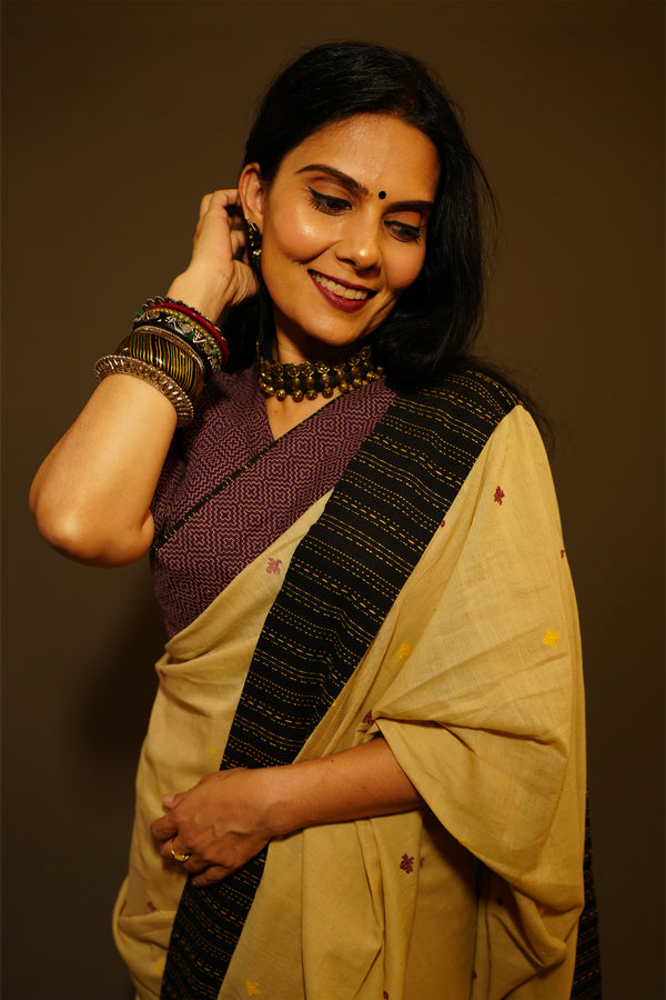 Biscuit Jamdani with patch work and pure silk pen kalamkari pallu -Saree
