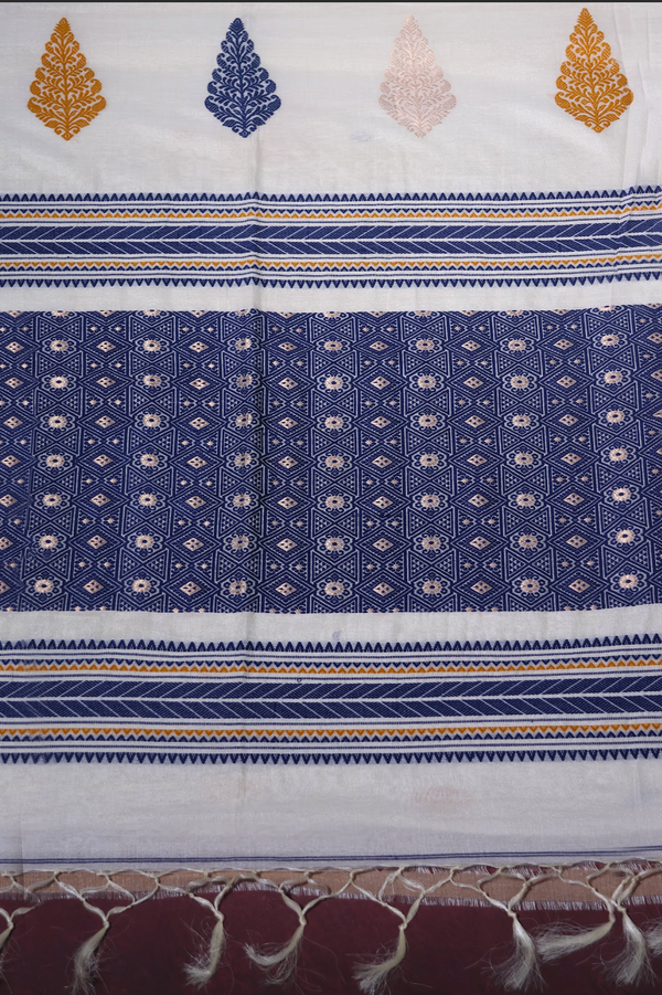 IRA-Handwoven Tussar silk cotton- Navy blue and off white